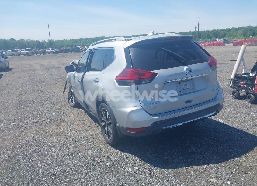 Photo 3 of 2017 Nissan Rogue SL (VIN 5N1AT2MV6HC764695)