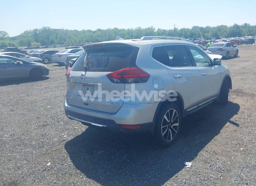 Photo 4 of 2017 Nissan Rogue SL (VIN 5N1AT2MV6HC764695)