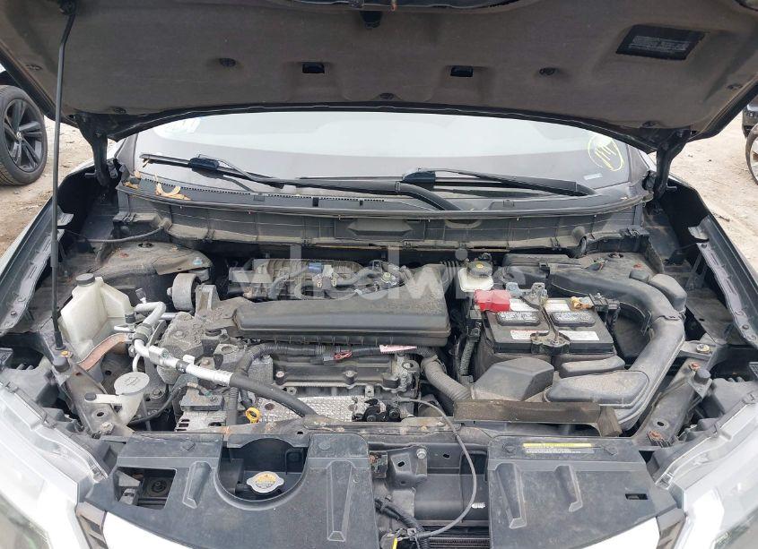 Photo 10 of 2017 Nissan Rogue SV (VIN 5N1AT2MV6HC774739)