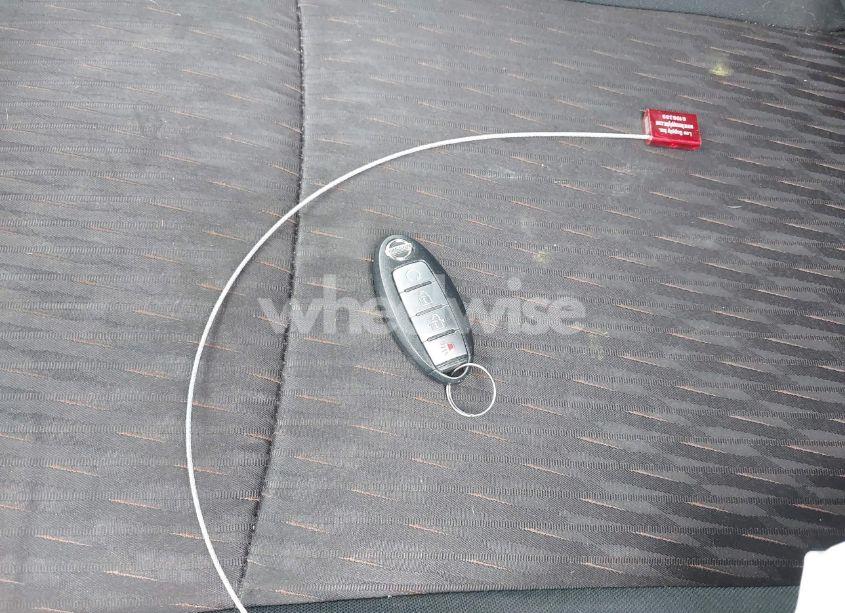 Photo 11 of 2017 Nissan Rogue SV (VIN 5N1AT2MV6HC774739)