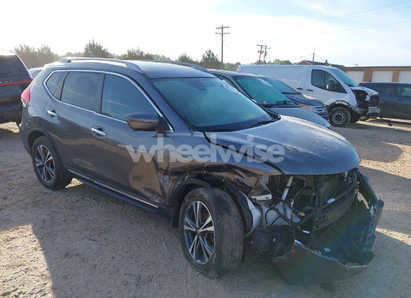 2017 Nissan Rogue SL (VIN 5N1AT2MV6HC791346) main photo