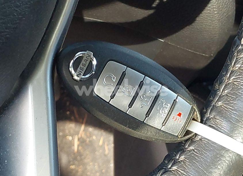 Photo 11 of 2017 Nissan Rogue SL (VIN 5N1AT2MV6HC791346)