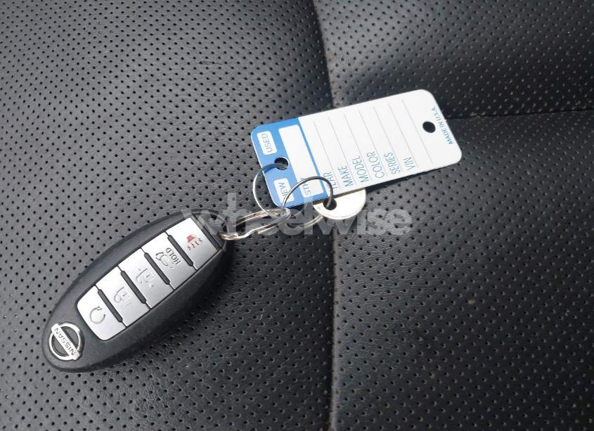 Photo 11 of 2017 Nissan Rogue SL (VIN 5N1AT2MV6HC794988)