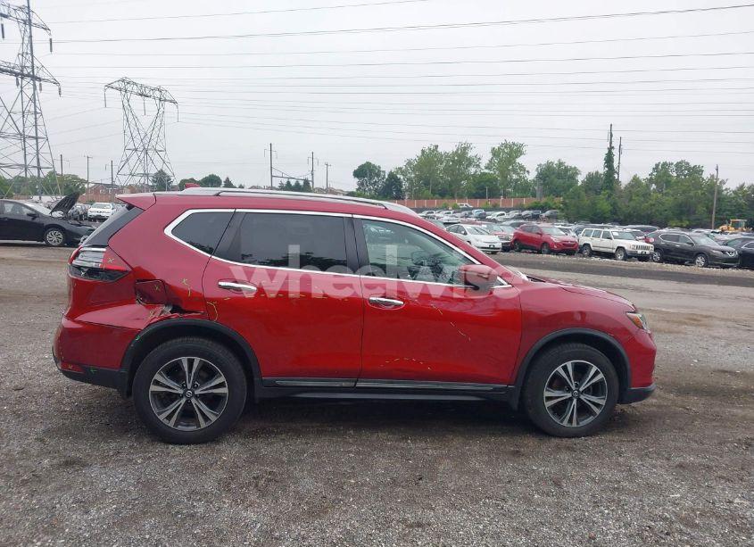 Photo 13 of 2017 Nissan Rogue SL (VIN 5N1AT2MV6HC794988)