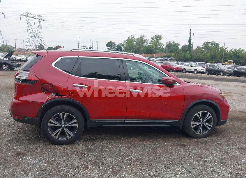 Photo 17 of 2017 Nissan Rogue SL (VIN 5N1AT2MV6HC794988)