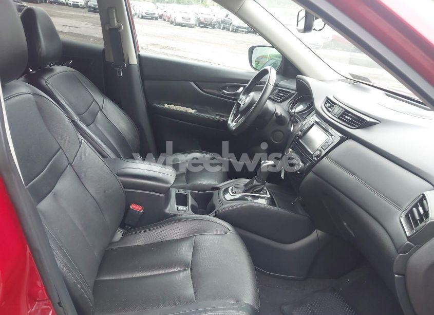 Photo 5 of 2017 Nissan Rogue SL (VIN 5N1AT2MV6HC794988)