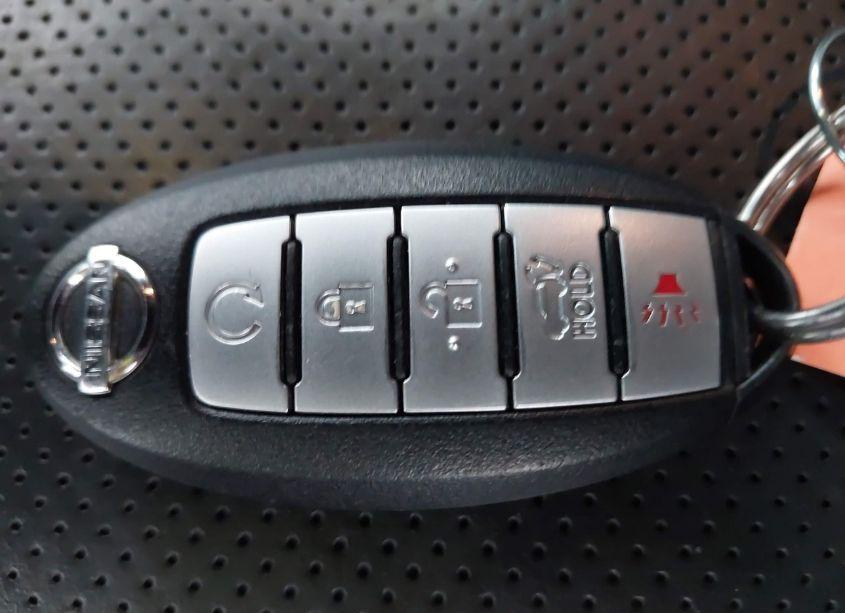 Photo 11 of 2017 Nissan Rogue SL (VIN 5N1AT2MV6HC813863)