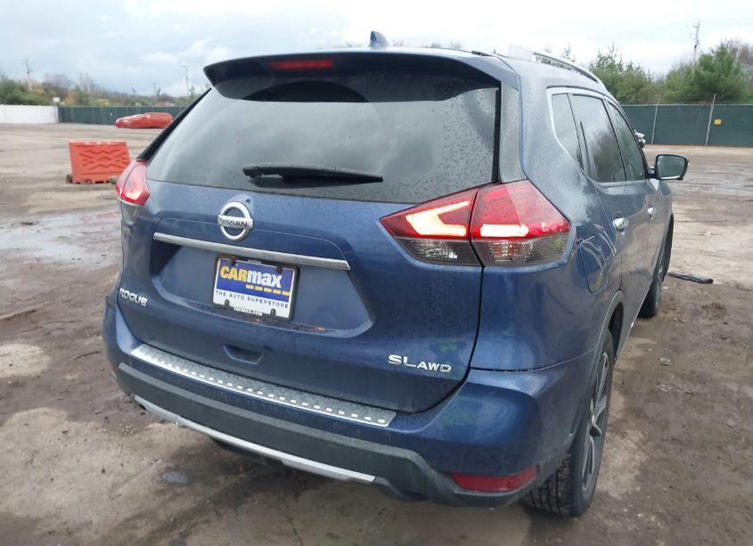 Photo 4 of 2017 Nissan Rogue SL (VIN 5N1AT2MV6HC813863)