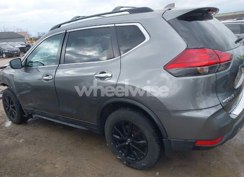 Photo 15 of 2017 Nissan Rogue SV (VIN 5N1AT2MV6HC830212)