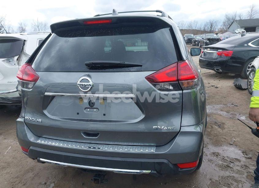 Photo 17 of 2017 Nissan Rogue SV (VIN 5N1AT2MV6HC830212)