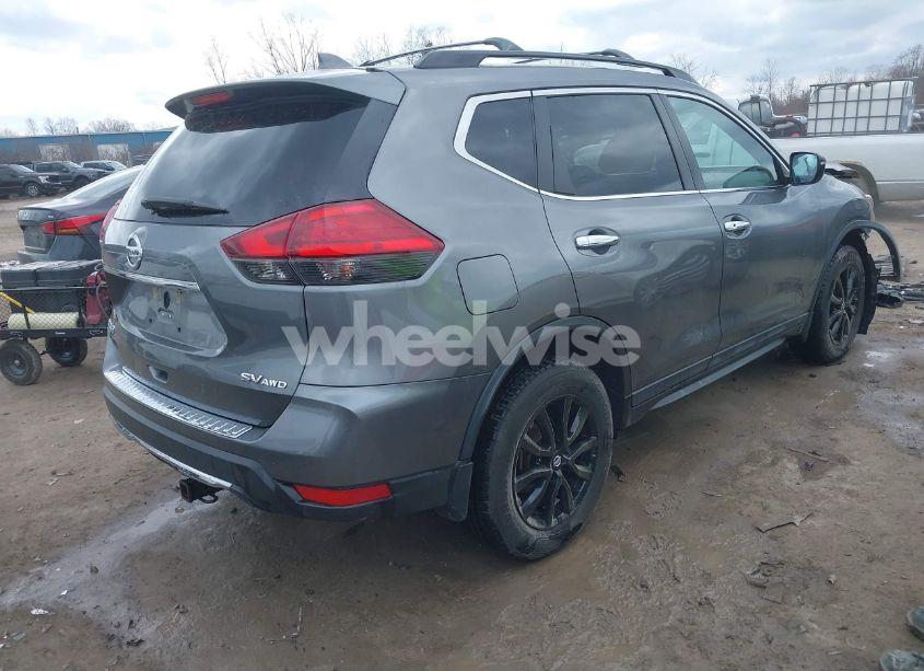 Photo 4 of 2017 Nissan Rogue SV (VIN 5N1AT2MV6HC830212)