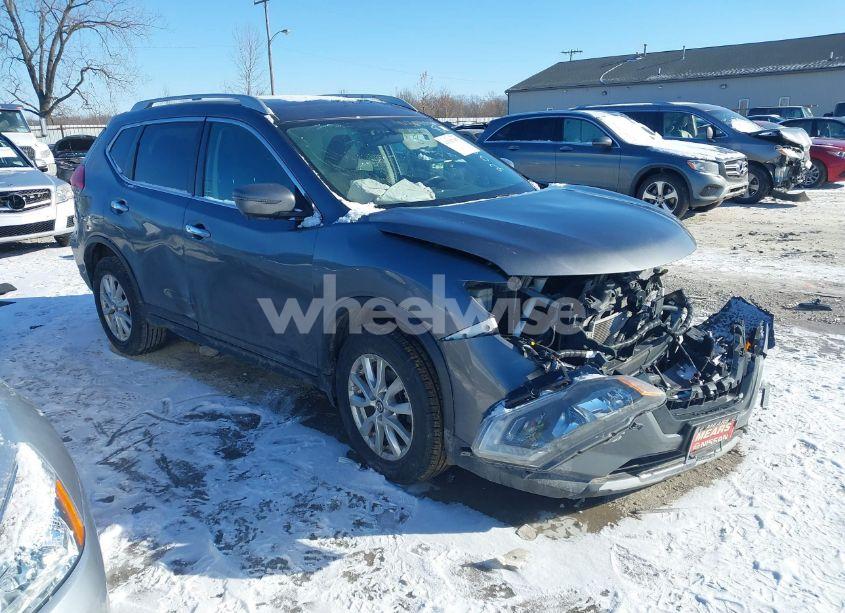 2017 Nissan Rogue SV (VIN 5N1AT2MV6HC837502) main photo