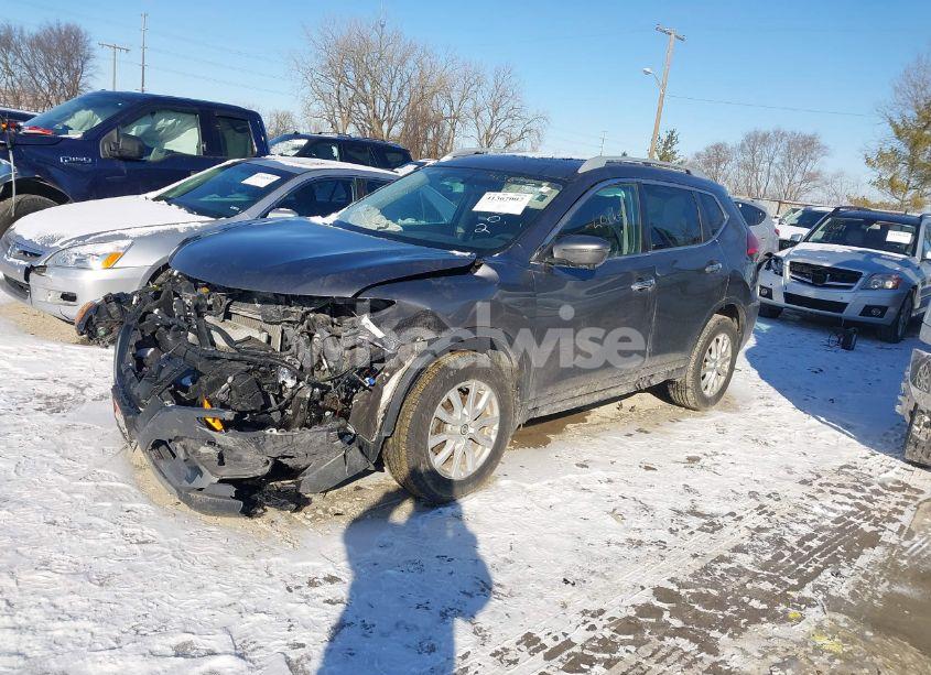 Photo 2 of 2017 Nissan Rogue SV (VIN 5N1AT2MV6HC837502)