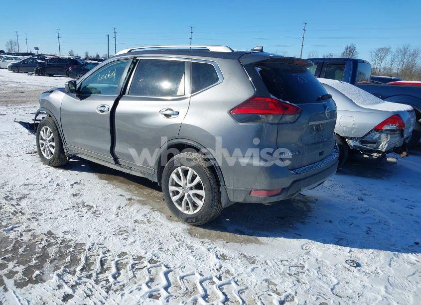 Photo 3 of 2017 Nissan Rogue SV (VIN 5N1AT2MV6HC837502)