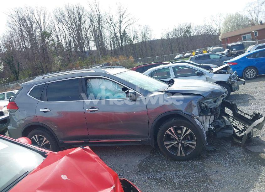 Photo 13 of 2017 Nissan Rogue SL (VIN 5N1AT2MV6HC871486)