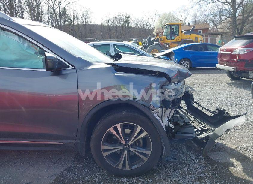 Photo 17 of 2017 Nissan Rogue SL (VIN 5N1AT2MV6HC871486)