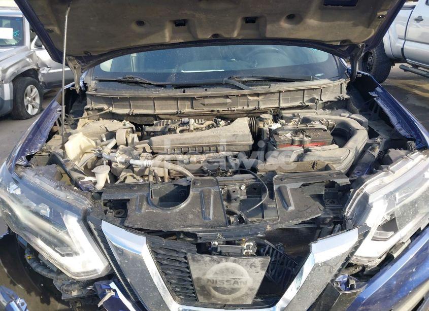 Photo 10 of 2017 Nissan Rogue SV (VIN 5N1AT2MV6HC874548)