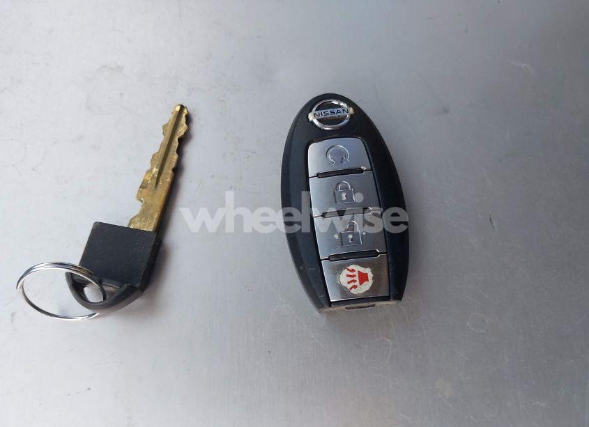 Photo 11 of 2017 Nissan Rogue SV (VIN 5N1AT2MV6HC874548)