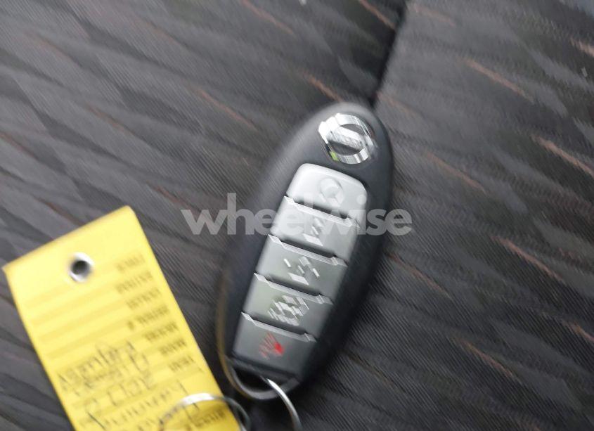 Photo 11 of 2017 Nissan Rogue SV (VIN 5N1AT2MV6HC885694)