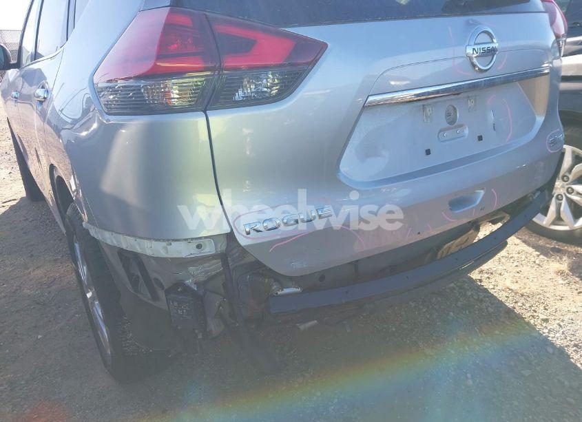 Photo 18 of 2017 Nissan Rogue SV (VIN 5N1AT2MV6HC885694)