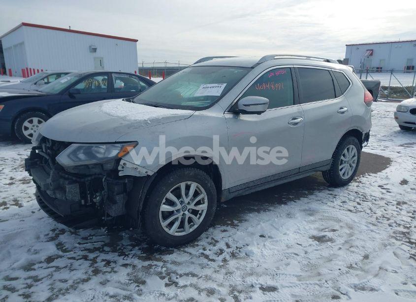Photo 2 of 2017 Nissan Rogue SV (VIN 5N1AT2MV6HC885694)