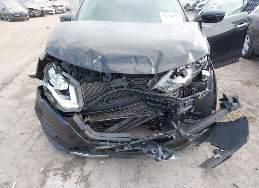 Photo 6 of 2017 Nissan Rogue SV (VIN 5N1AT2MV6HC893973)