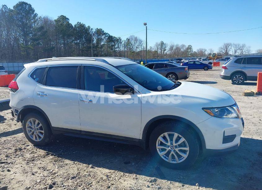 Photo 14 of 2017 Nissan Rogue SV (VIN 5N1AT2MV6HC896730)