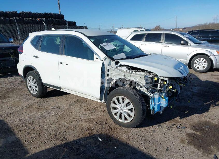 2018 Nissan Rogue S (VIN 5N1AT2MV6JC737728) main photo