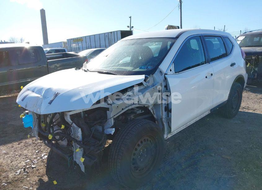 Photo 19 of 2018 Nissan Rogue S (VIN 5N1AT2MV6JC737728)