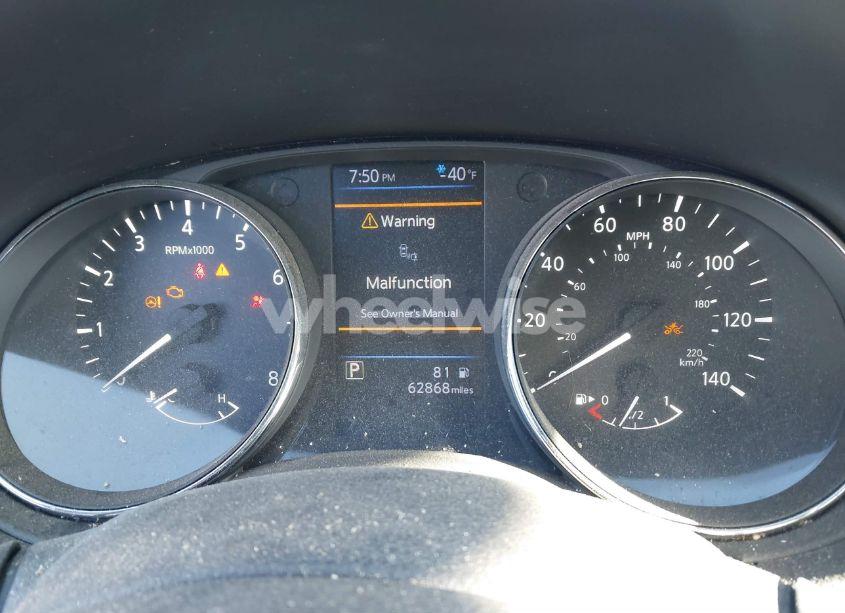 Photo 7 of 2018 Nissan Rogue S (VIN 5N1AT2MV6JC737728)