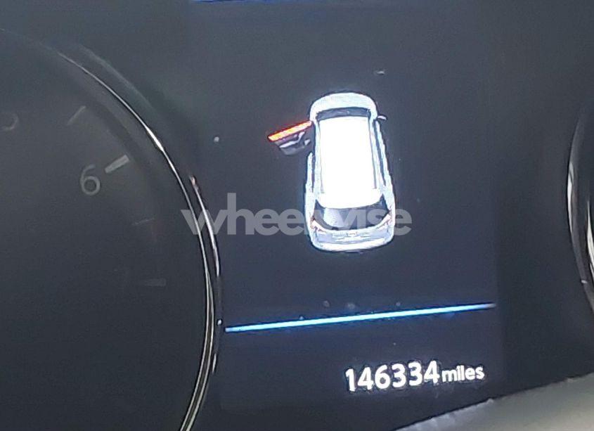 Photo 15 of 2018 Nissan Rogue SV (VIN 5N1AT2MV6JC766470)