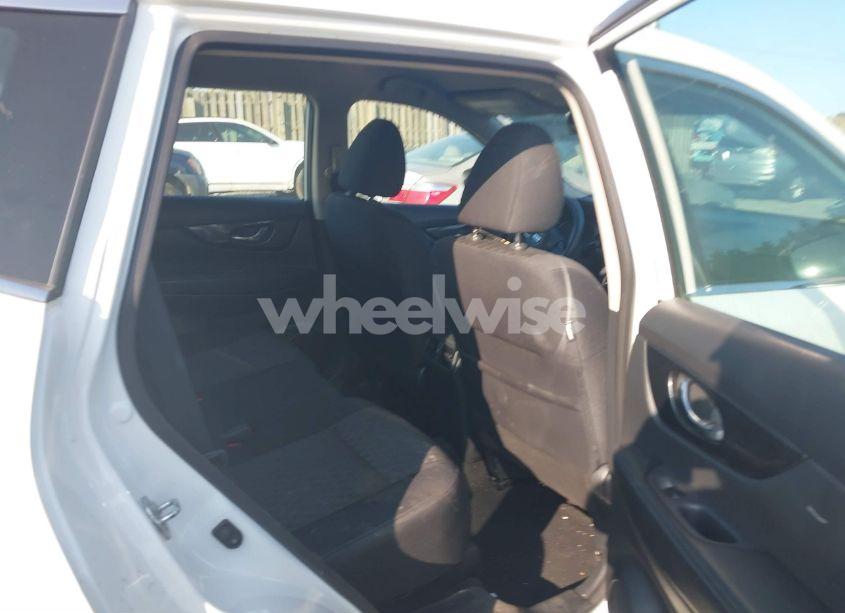 Photo 8 of 2018 Nissan Rogue S (VIN 5N1AT2MV6JC789828)