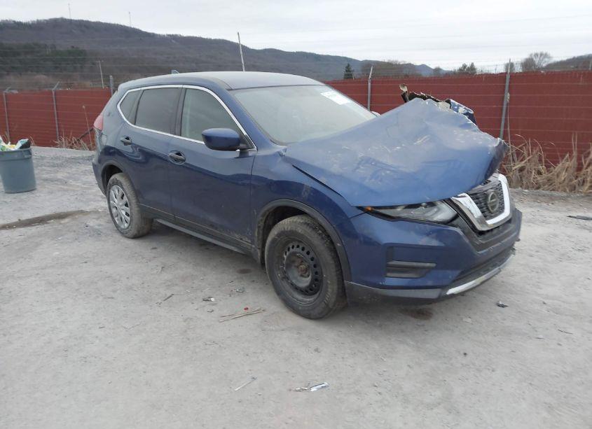 2018 Nissan Rogue S (VIN 5N1AT2MV6JC792468) main photo