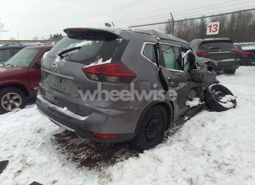 Photo 4 of 2018 Nissan Rogue S (VIN 5N1AT2MV6JC798934)