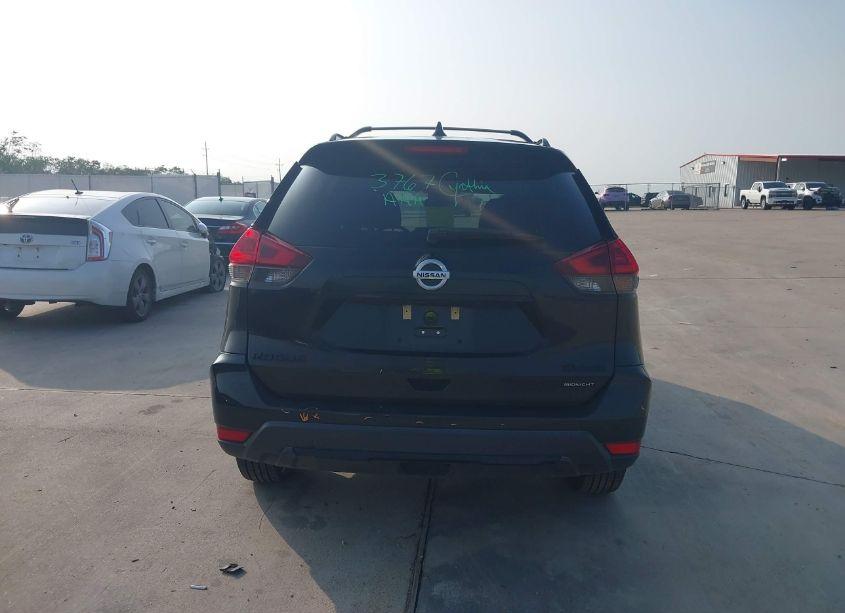 Photo 16 of 2018 Nissan Rogue SV (VIN 5N1AT2MV6JC802240)