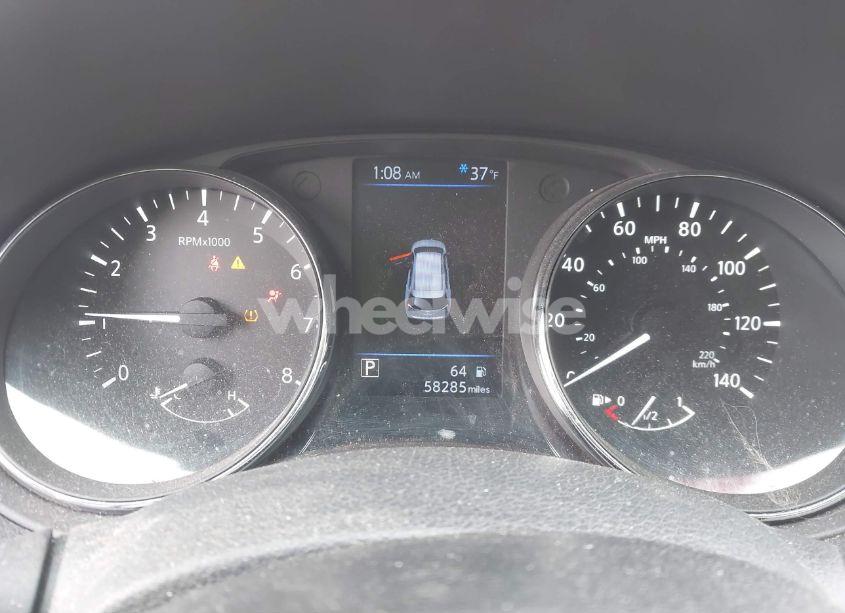 Photo 7 of 2018 Nissan Rogue SV (VIN 5N1AT2MV6JC806918)