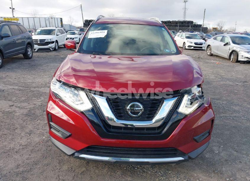 Photo 12 of 2018 Nissan Rogue SV (VIN 5N1AT2MV6JC836856)