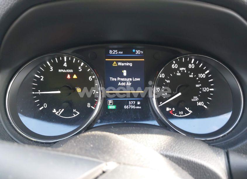 Photo 7 of 2018 Nissan Rogue SV (VIN 5N1AT2MV6JC836856)