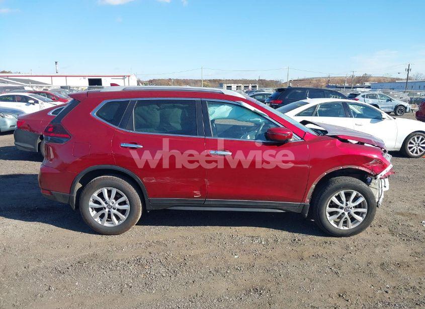 Photo 14 of 2018 Nissan Rogue SV (VIN 5N1AT2MV6JC839322)
