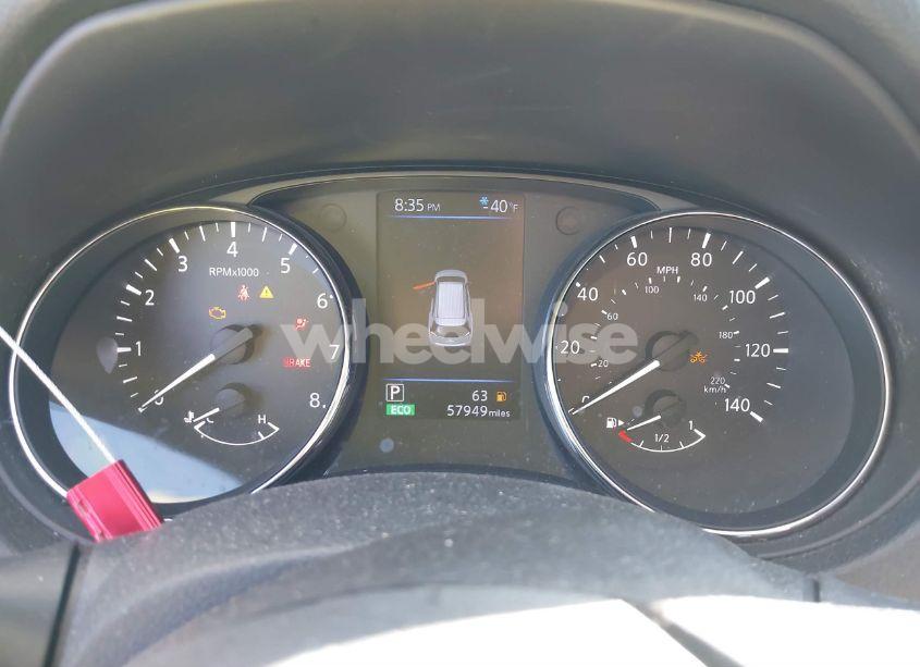 Photo 7 of 2018 Nissan Rogue SV (VIN 5N1AT2MV6JC839322)