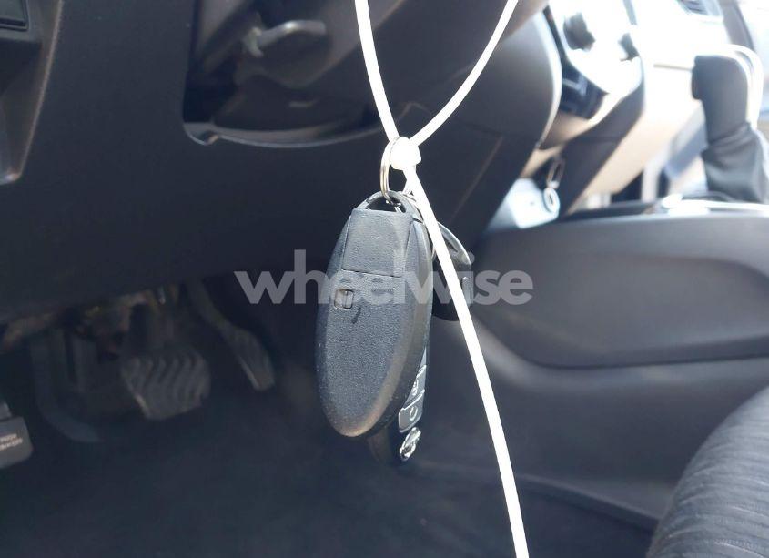 Photo 11 of 2018 Nissan Rogue SV (VIN 5N1AT2MV6JC846576)