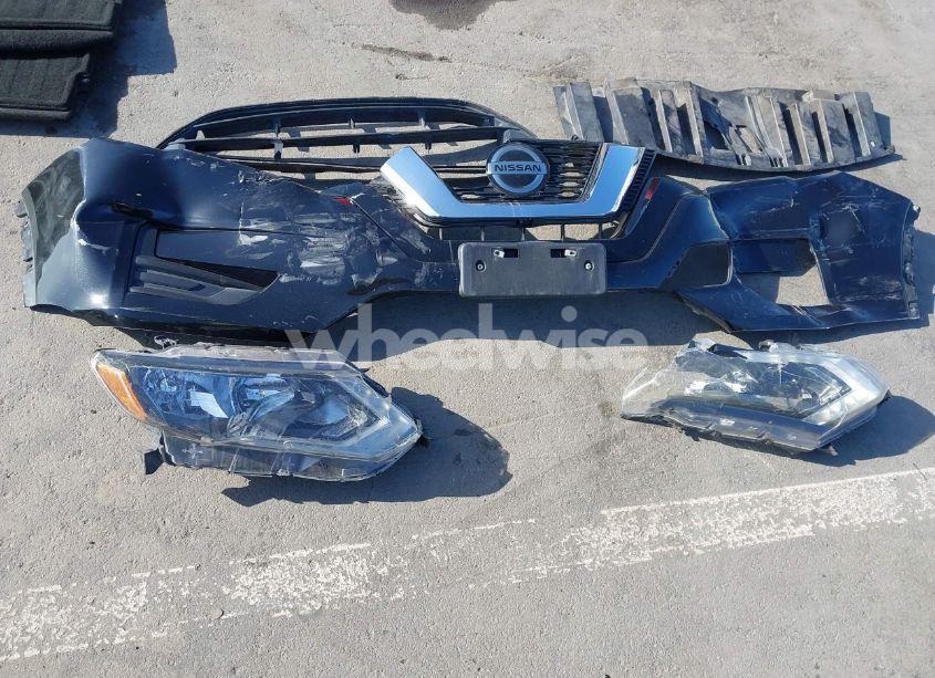 Photo 12 of 2018 Nissan Rogue SV (VIN 5N1AT2MV6JC846576)