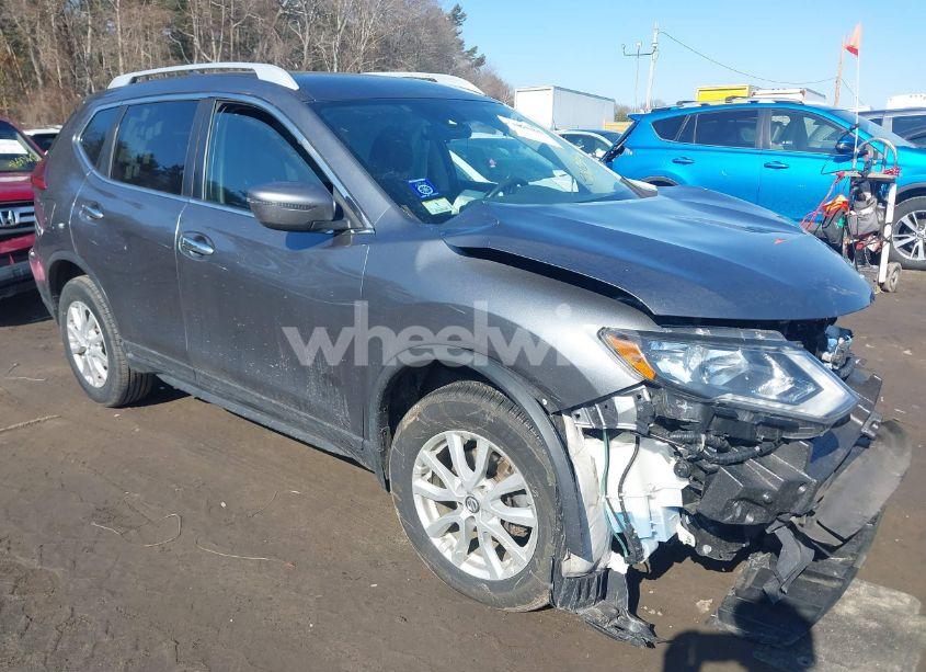 2019 Nissan Rogue SV (VIN 5N1AT2MV6KC735480) main photo