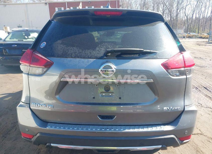 Photo 16 of 2019 Nissan Rogue SV (VIN 5N1AT2MV6KC735480)