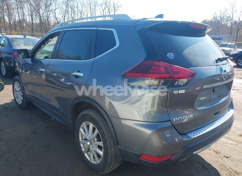 Photo 3 of 2019 Nissan Rogue SV (VIN 5N1AT2MV6KC735480)