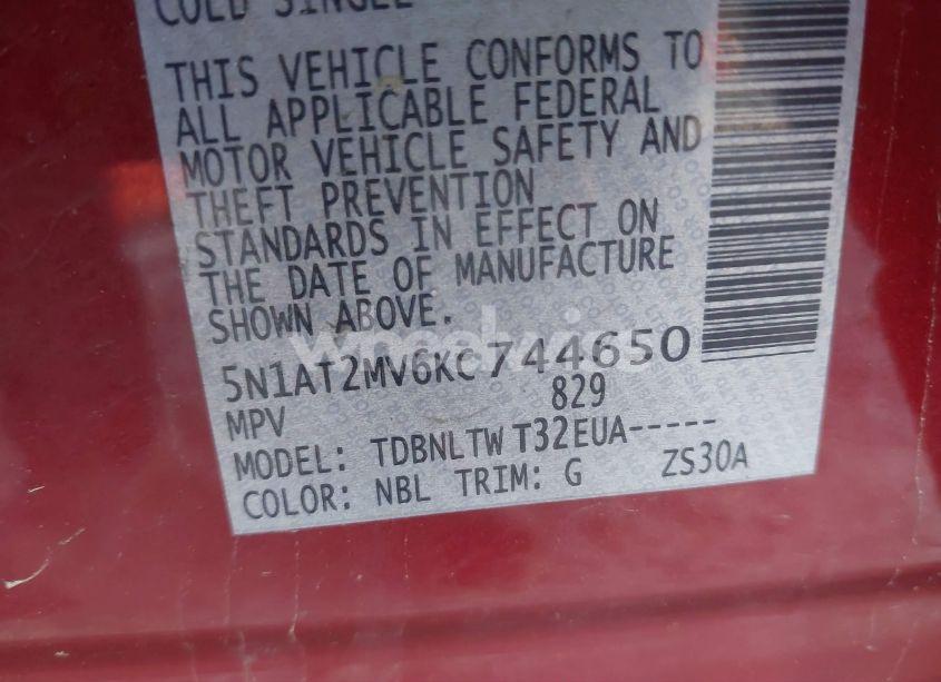 Photo 9 of 2019 Nissan Rogue SV (VIN 5N1AT2MV6KC744650)