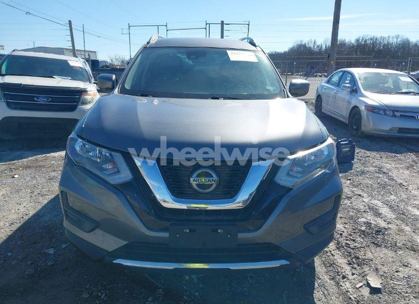Photo 12 of 2019 Nissan Rogue SV (VIN 5N1AT2MV6KC771671)