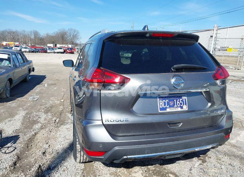 Photo 16 of 2019 Nissan Rogue SV (VIN 5N1AT2MV6KC771671)
