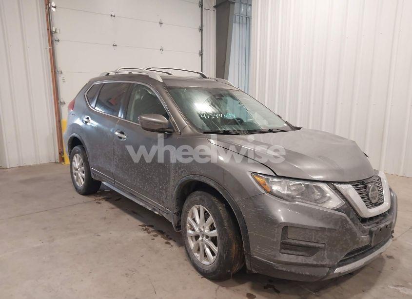 2019 Nissan Rogue S (VIN 5N1AT2MV6KC798871) main photo