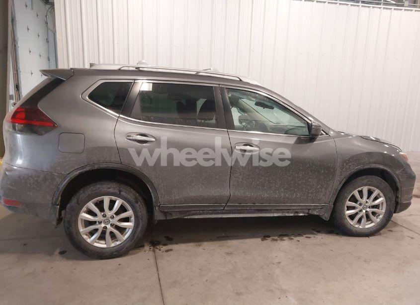 Photo 14 of 2019 Nissan Rogue S (VIN 5N1AT2MV6KC798871)